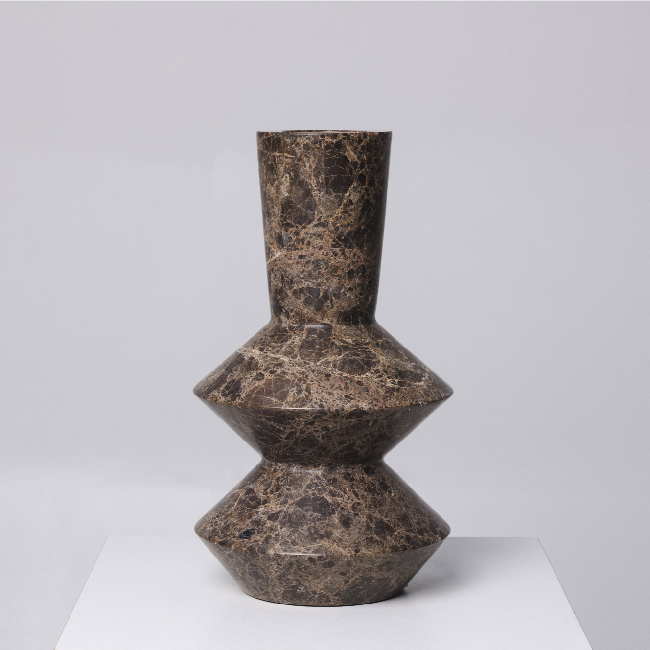 Rhombus Vase Dark Emperador H35cm